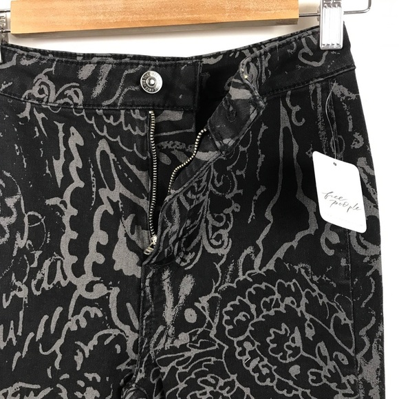 NWT Free People Just Float On Printed‎ Flare Jeans Black Paisley Discharge Sz 24 - Picture 7 of 14